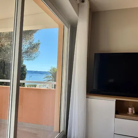 Stunning Sea View Apartment Cavalaire-sur-Mer