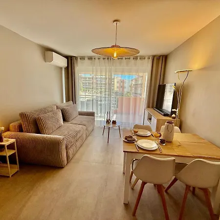 Stunning Sea View Apartment Cavalaire-sur-Mer
