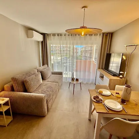 Apartment Stunning Sea View